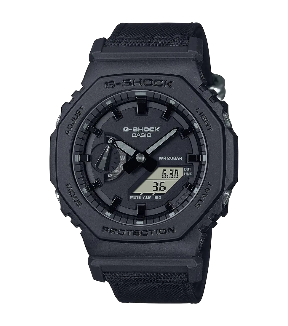 G-Shock GA-2100BCE-1AER resistente a golpes y agua con correa de tela